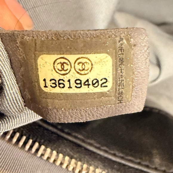 Chanel  Patent Leather Lipstick Tote - Picture 4 of 5